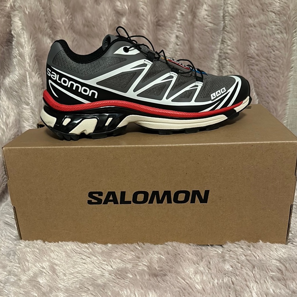 Salomon XT6 Pewter/Black/Aurora Red Athletic Shoes size 5.5M (6.5W)